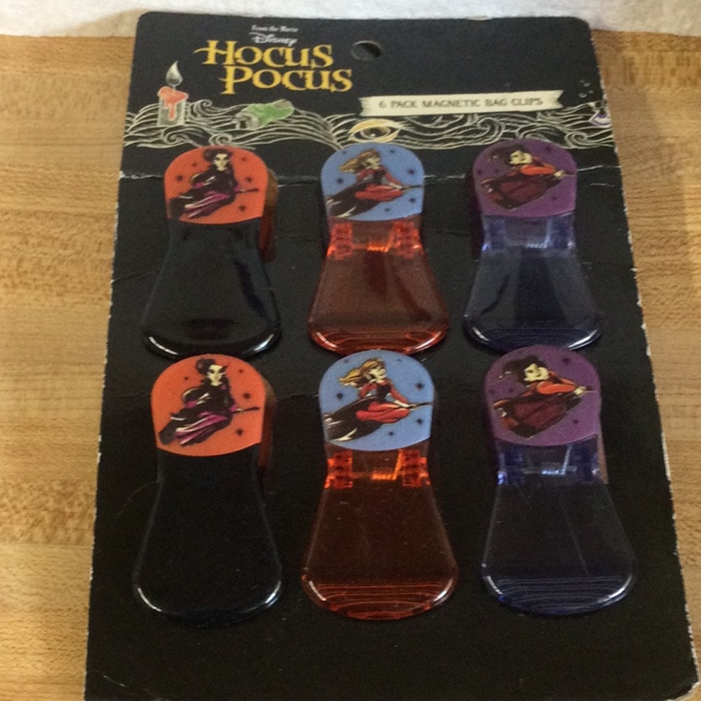 New Disney Hocus Pocus Magnetic Bag Clips